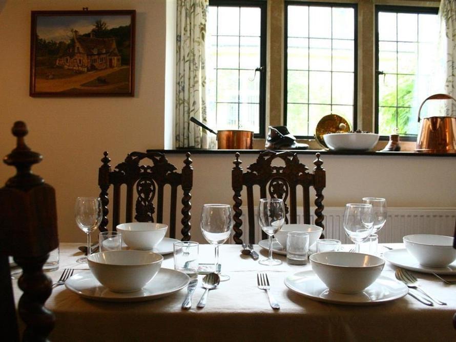 Tumbledown Villa Broadway  Eksteriør bilde